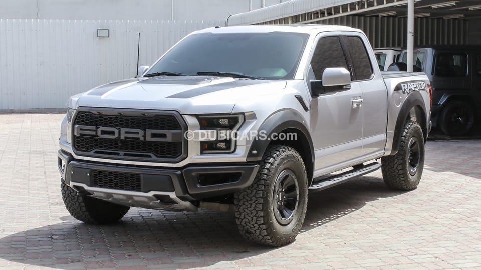 Used Ford Raptor 2017 for sale in Ajman - 310011