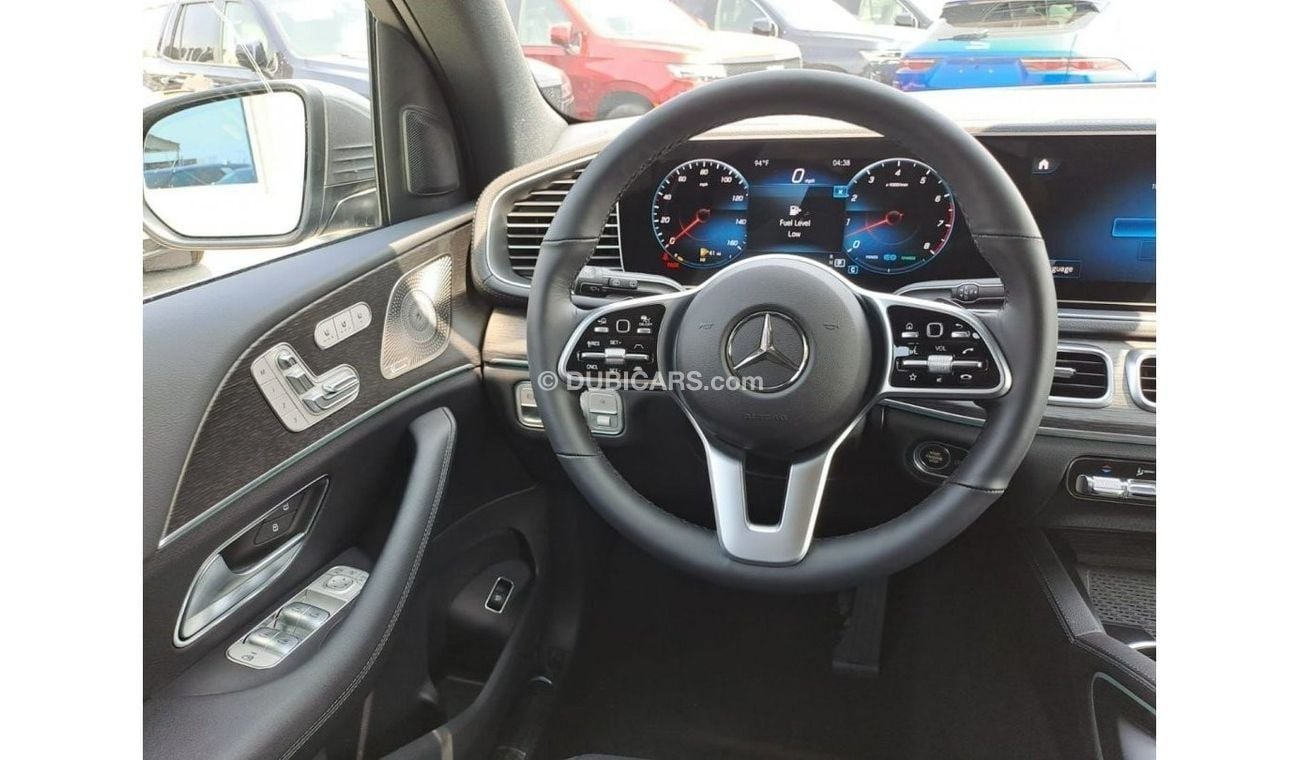 Mercedes-Benz GLS 450 4 Matic For Local add 10%)