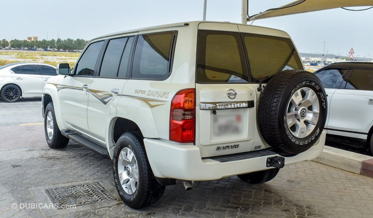 Nissan Patrol Safari