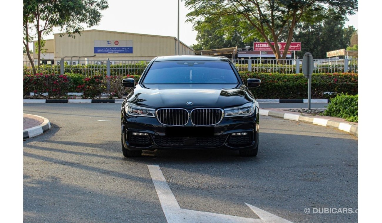 بي أم دبليو 750Li 2018 USED BMW 750Li X-Drive / LAW MILEAGE (63,000 KM)