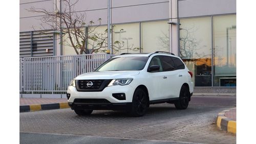 Nissan Pathfinder SV 3.5L (260 HP) 4WD