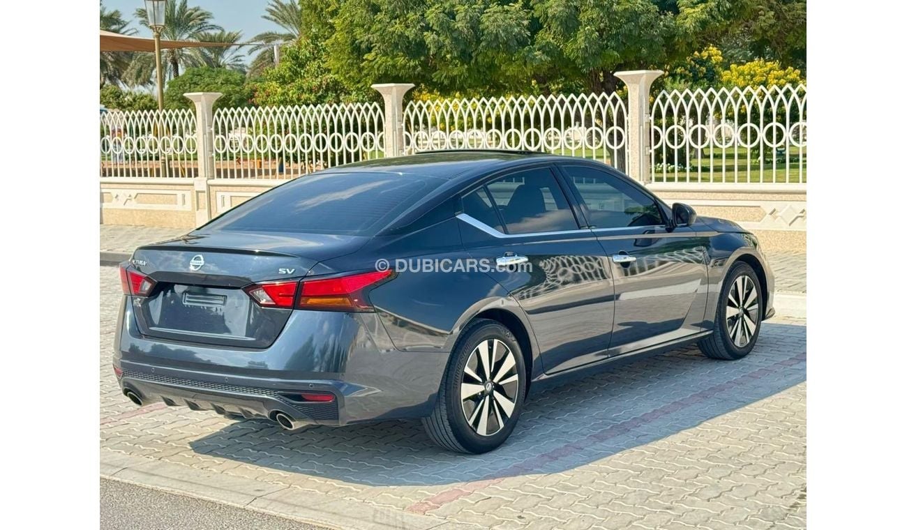 نيسان ألتيما Nissan Altima 2021 SV 2.5L Full Option,Sunroof GCC Specs