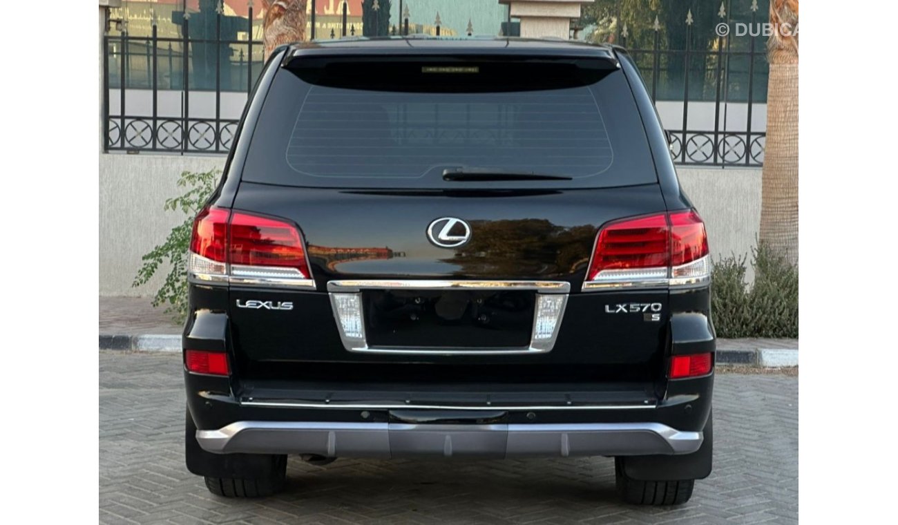 Lexus LX570