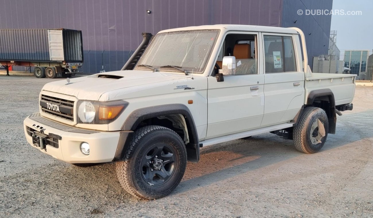 تويوتا لاند كروزر بيك آب TOYOTA LC 79 DC 4.5 V8 Anniversary specs