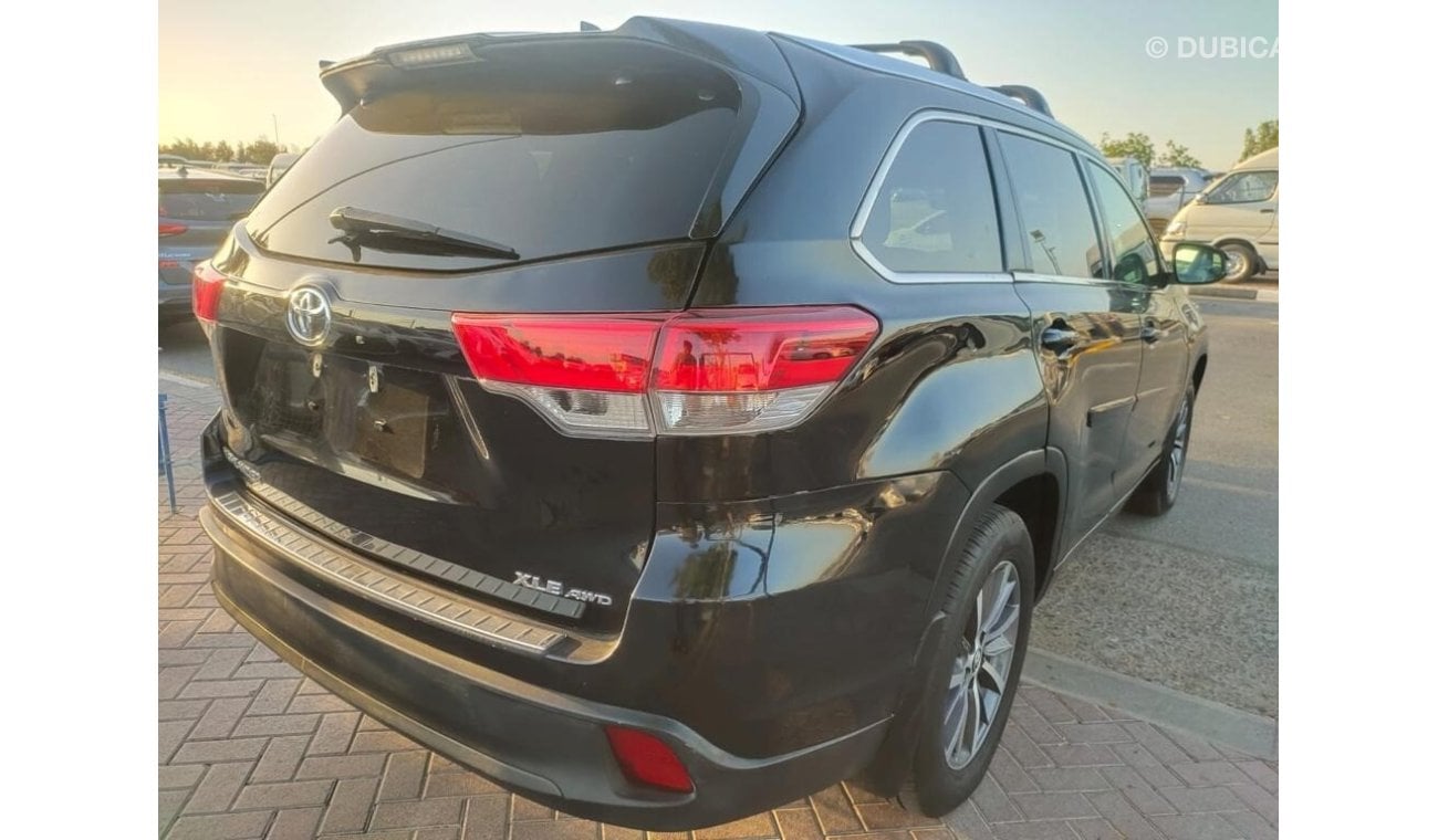 Toyota Highlander XLE