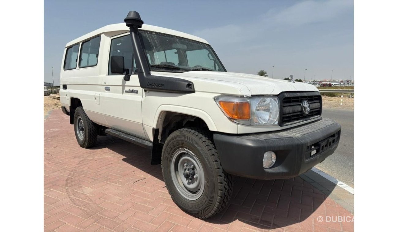 تويوتا لاند كروزر هارد توب Toyota Land Cruiser78  4.2L