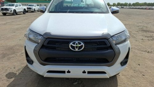 Toyota Hilux 2.4L MT DIESEL MID OPTION