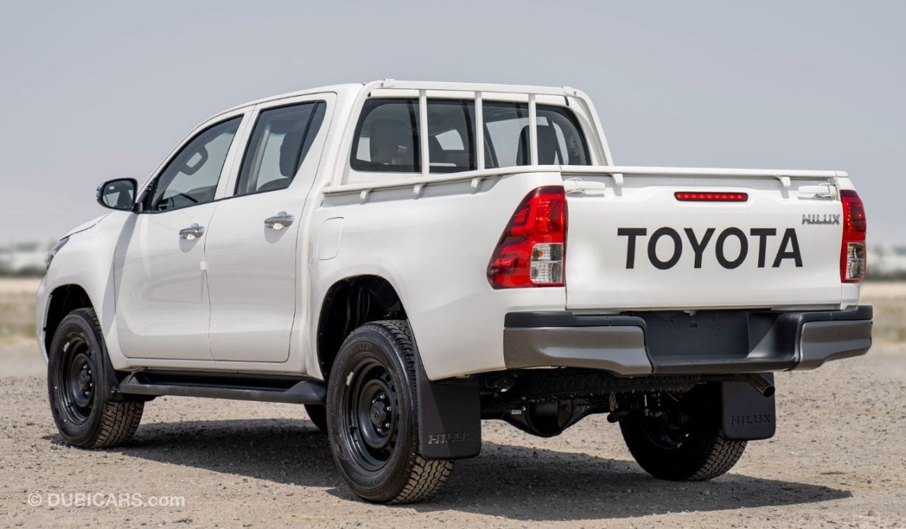 تويوتا هيلوكس HILUX 2.4L MED OPTION DIESEL 2024