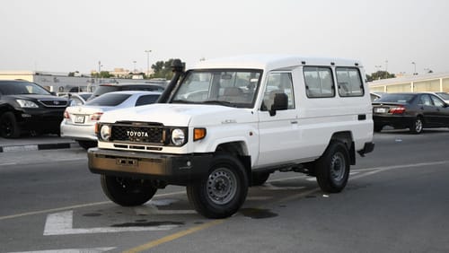 تويوتا لاند كروزر هارد توب 78 Series  Petrol 4.0L V6 Automatic