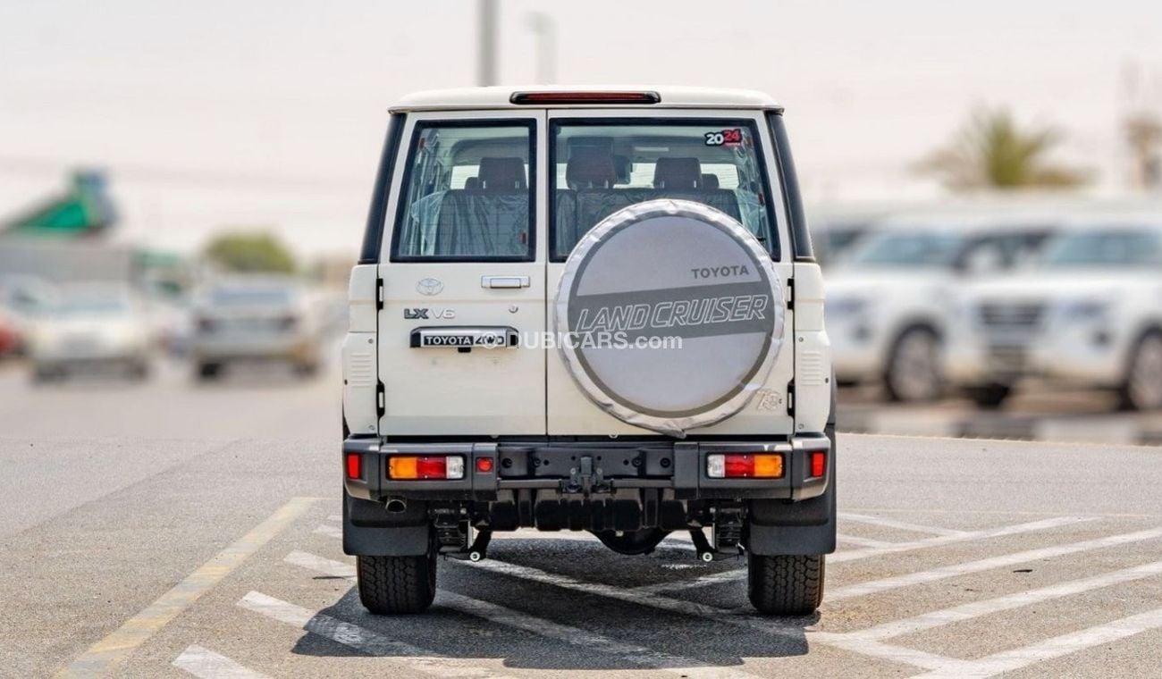 Toyota Land Cruiser Hard Top 2024 LC76 4.0L Petrol with Digital Speedometer and leather seats - GCC