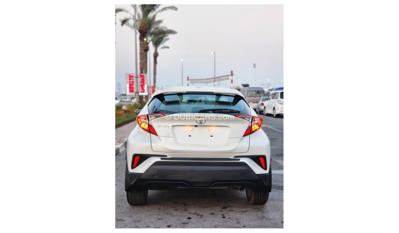 تويوتا CHR TOYOTA C-HR full option 2021