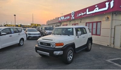 Toyota FJ Cruiser TOYOTA FJ CRUISER 4.0L PETROL 2023 MODEL export price 135000 aed