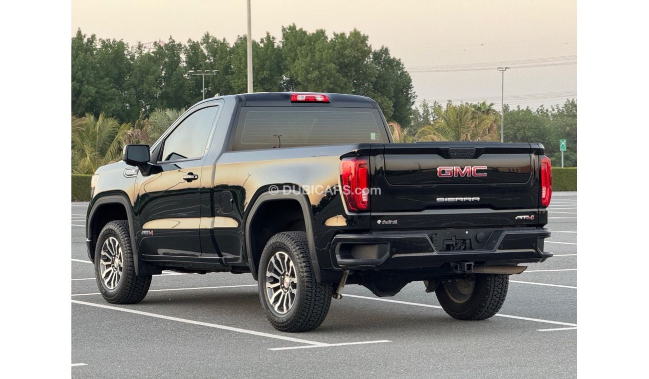 Used GMC Sierra AT4 2020 for sale in Sharjah - 698907