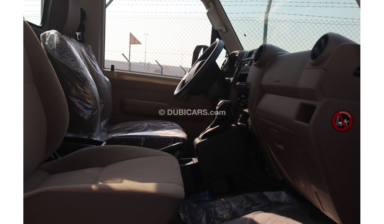 تويوتا لاند كروزر 2024 LAND CRUISER GRJ79 4.0 V6 S-CAB AUTOMATIC DIFF LOCK  **EXPORT ONLY**التصدير فقط خارج الخليج**