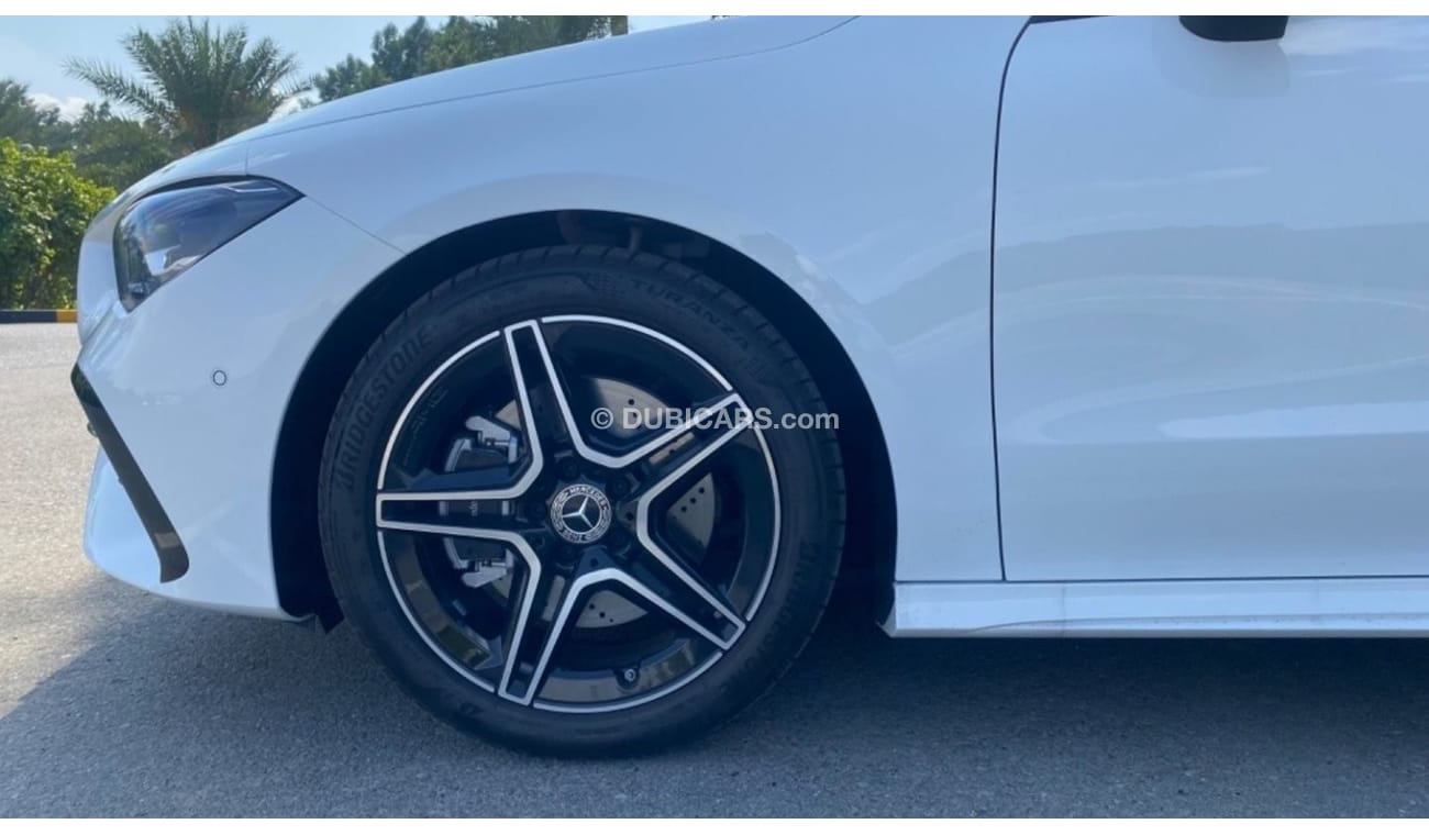 Mercedes-Benz CLA 200 Brand New