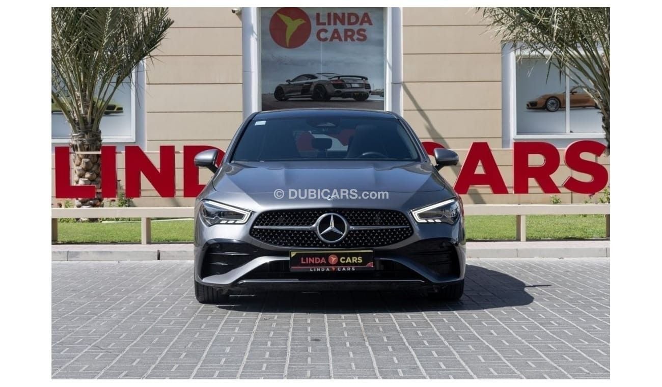 مرسيدس بنز CLA 250 Premium + 2.0L Mercedes-Benz CLA250 2024 GCC under Agency Warranty with Flexible Down-Payment.