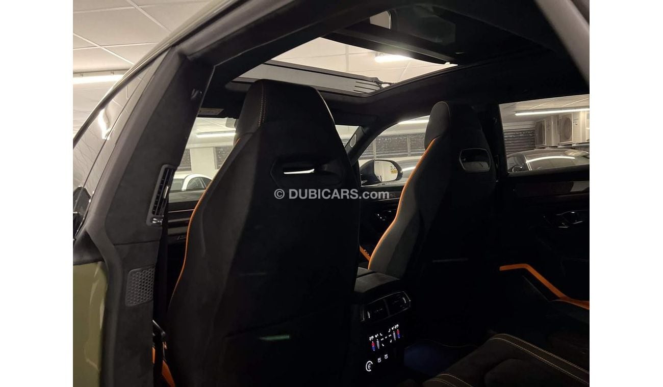 Lamborghini Urus 4.0 V8 BiTurbo Performante RIGHT HAND DRIVE