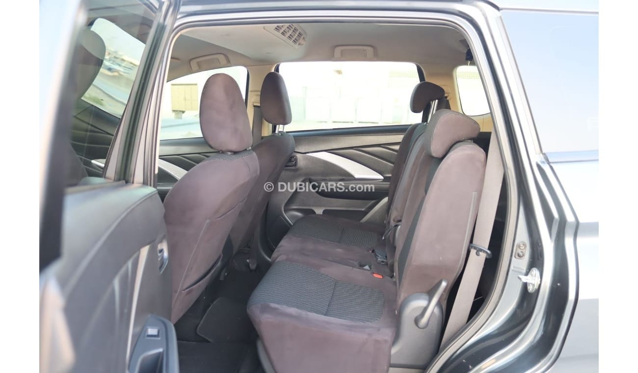 Mitsubishi Xpander Mid 1.5L