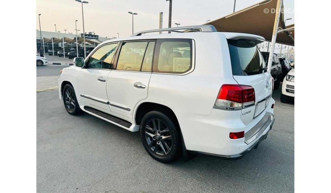 Lexus LX570