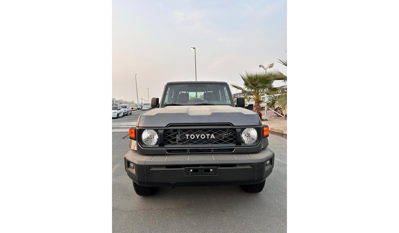 Toyota Land Cruiser Pick Up 4.0 Def lock automatic