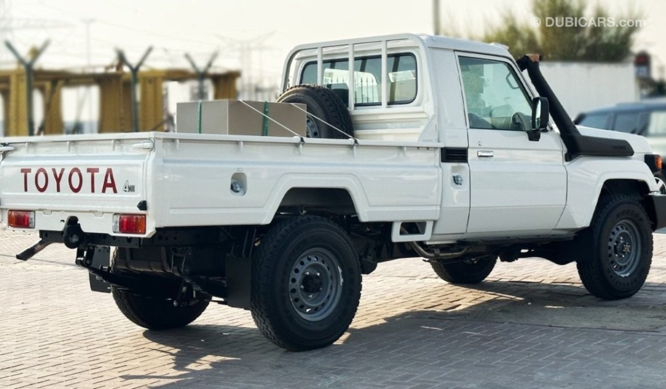 تويوتا لاند كروزر بيك آب TOYOTA LC79 S/C 4.0 PETROL V6 WITH DIFF LOCK AND DUAL TANK