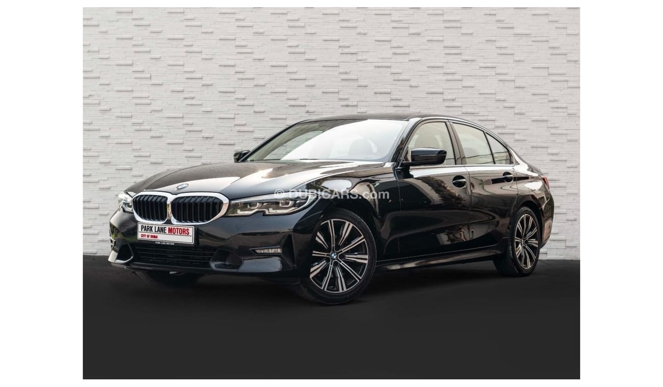 BMW 320i AED 1,887 PM • 320i SPORT PACK • OFFICIAL BMW WARRANTY UNTIL 2025 • PRISTINE CONDITION