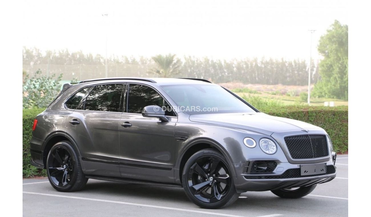 Bentley Bentayga V8 BENTLEY BENTAYGA GCC 2019 SERVICE HISTORY  CARBON FIBER EDITION