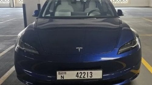 Tesla Model 3 standard autopilot