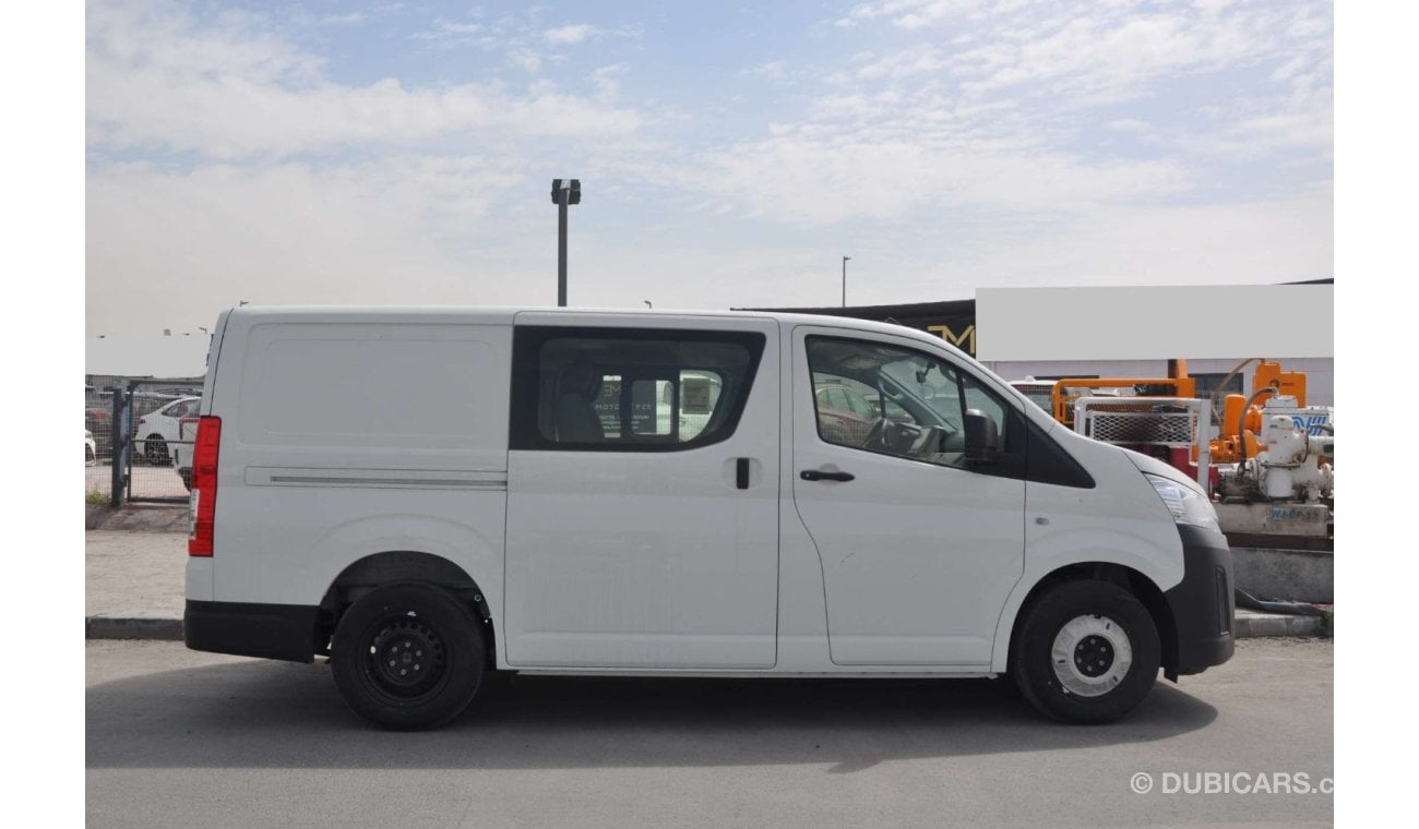 تويوتا هاياس Half Panel Van V6 3.5L Petrol 2024YM