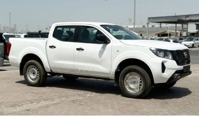 Nissan Navara 2.5D XE 4X4 DC PLUS MT