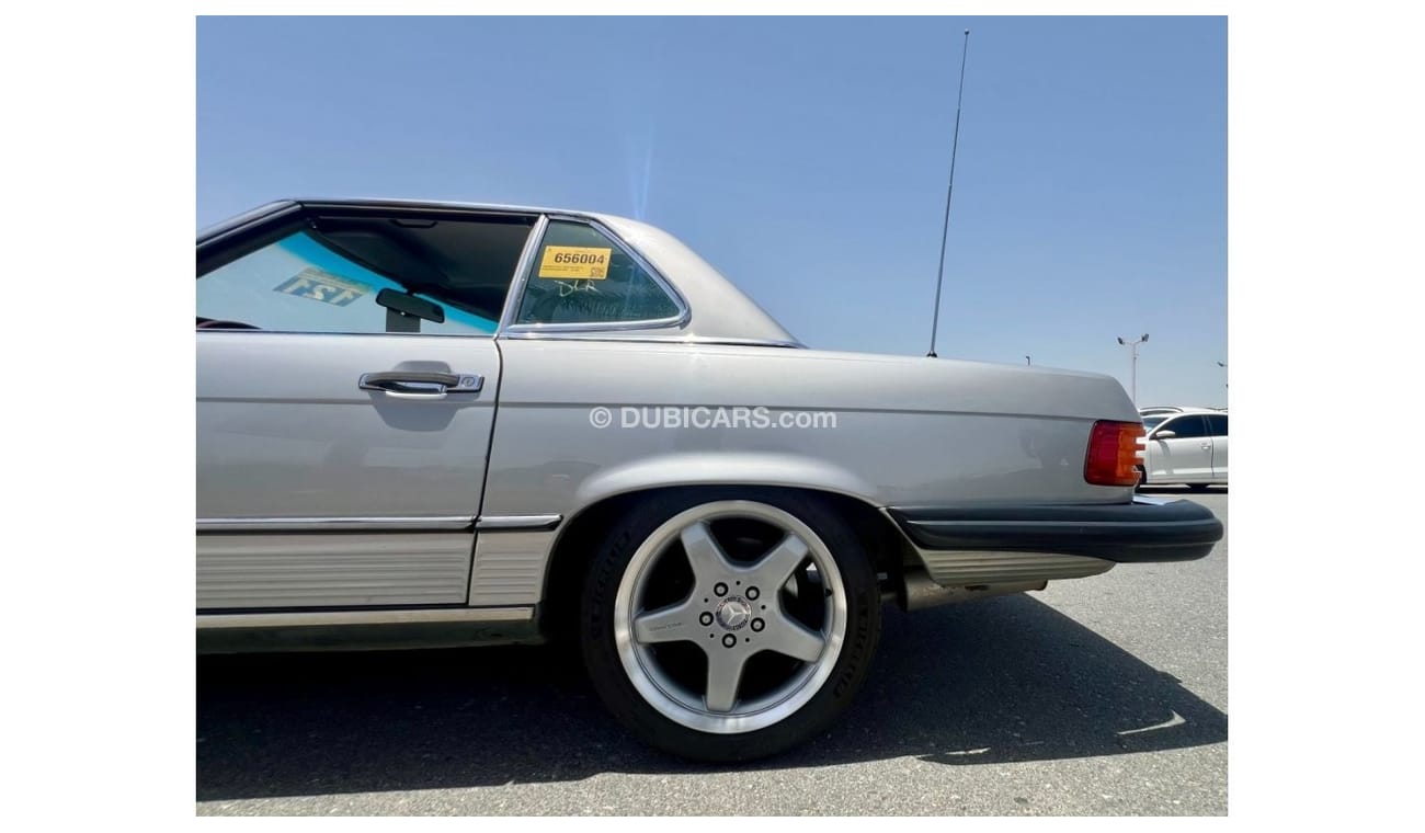 مرسيدس بنز 560 CLASSIC MERCEDES BENZ SL 560 1986