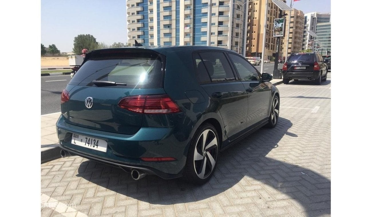 Volkswagen Golf GTI P2 Fully loaded with autopark assist