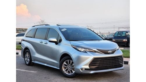 تويوتا سيينا TOYOTA Sienna XLE Hybrid  Full Option