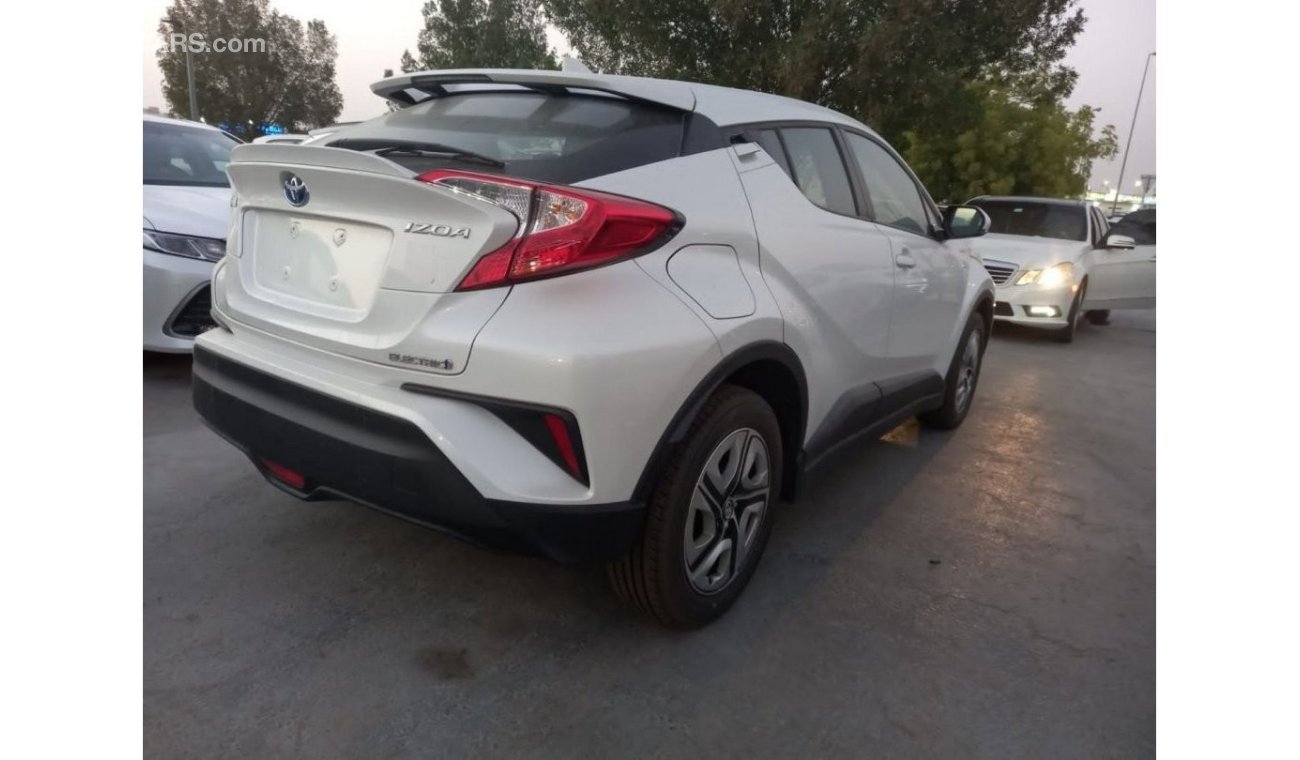 تويوتا Izoa TOYOTA IZOA BASIC (ELECTRIC) 2021