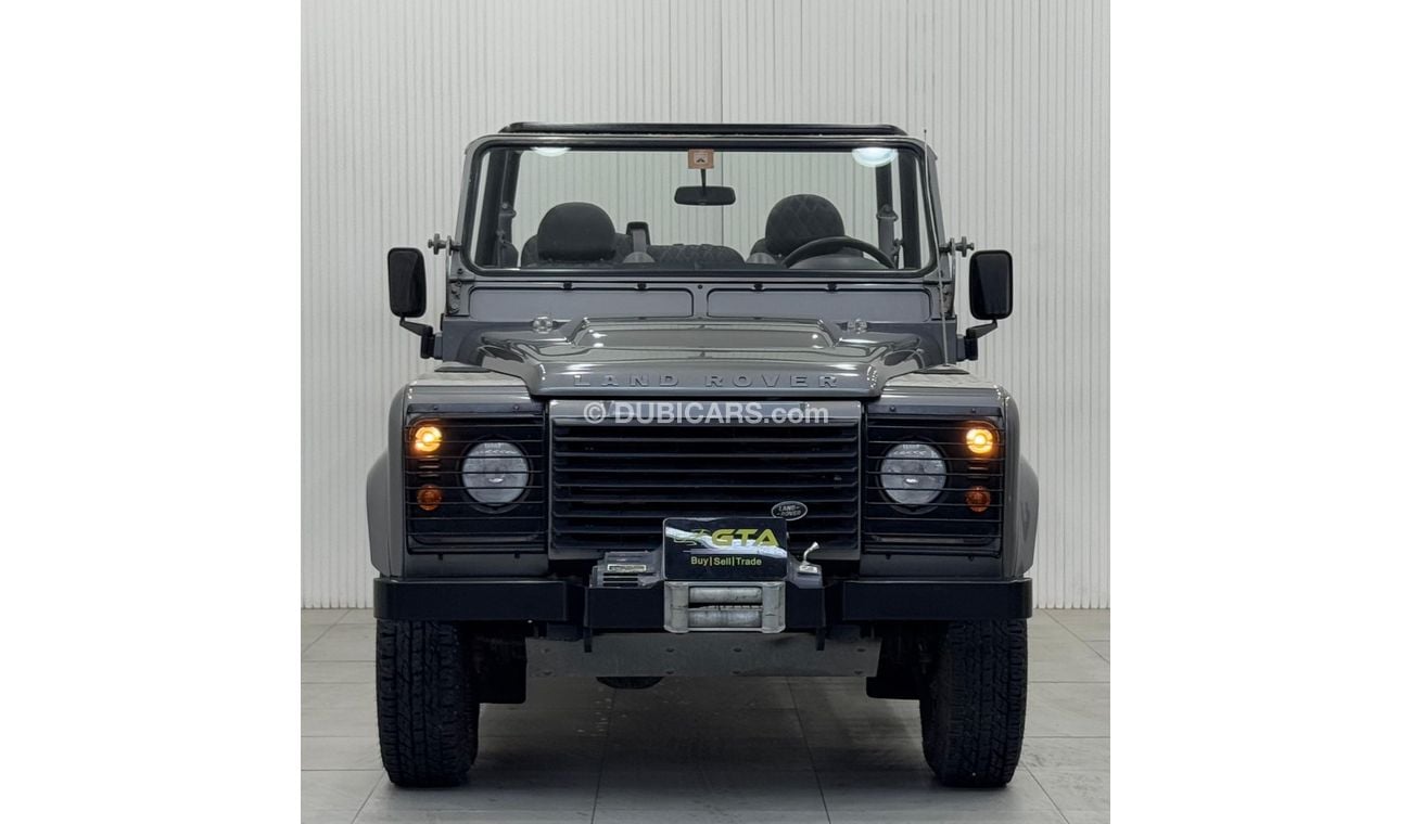 لاند روفر ديفندر 2009 Land Rover Defender, Excellent Condition, Service History, GCC