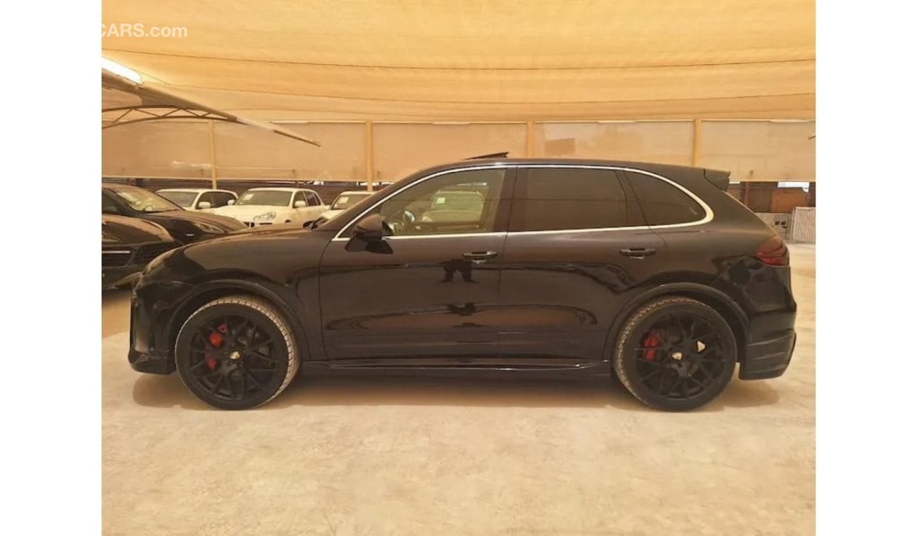 بورش كايان توربو PORSCHE CAYENNE 4.8L TURBO WITH SUNROOF AND AERO BODY KIT 2011 IN EXCELLENT CONDITION