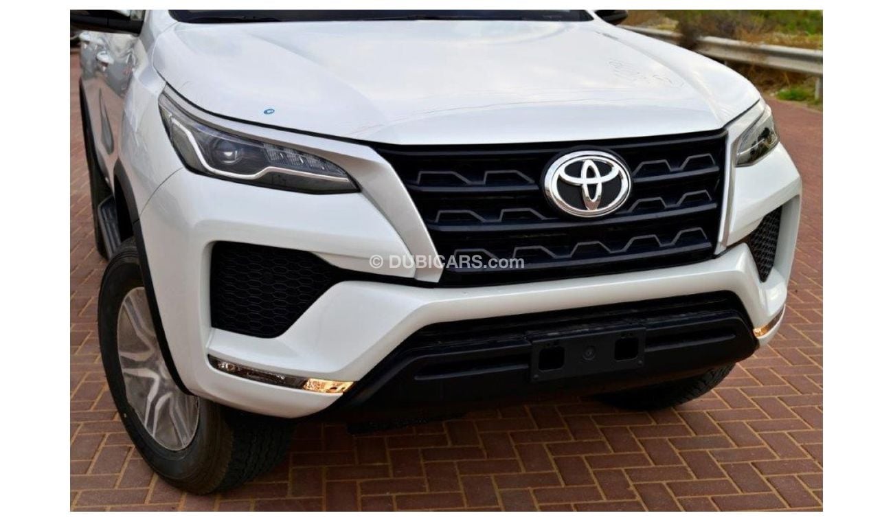 Toyota Fortuner EXR 2.7L PETROL 4X4 AT-EURO 4