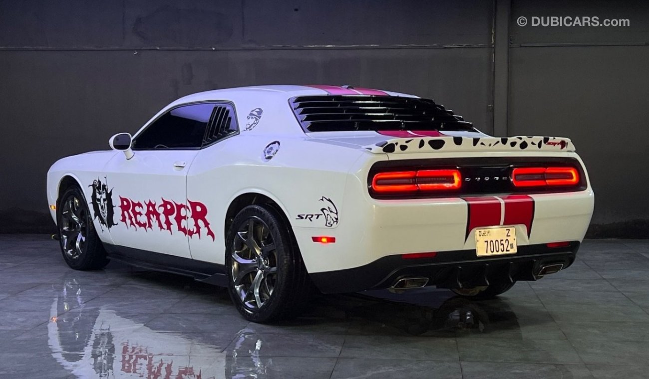 Dodge Challenger SXT Plus