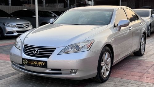 لكزس ES 350 لكزس ES350 بانزين 2009 فل ابشن فتحة بحالة ممتازة