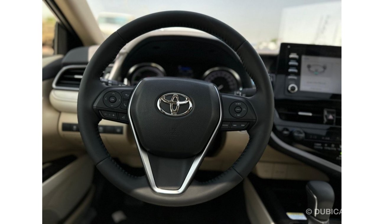 تويوتا كامري TOYOTA CAMRY GLE HYBRID 2024