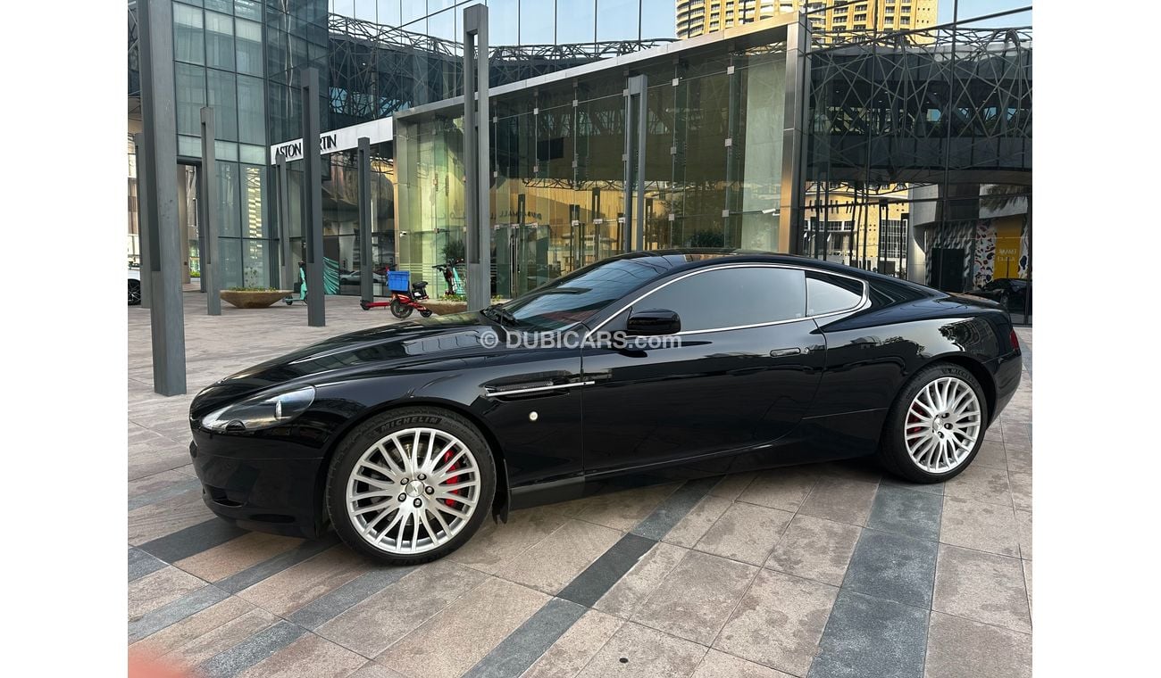 Aston Martin DB9 Coupe