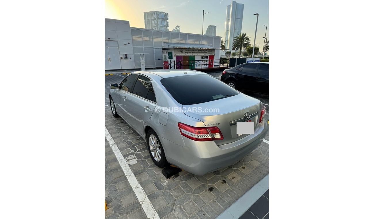 تويوتا كامري This Toyota Camry XLE has been regularly serviced and is ready for its next owner.