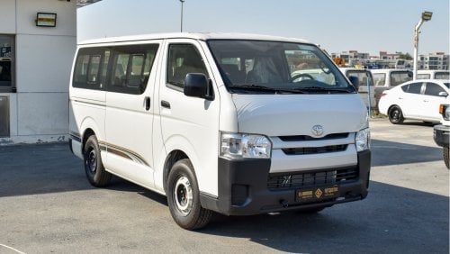 تويوتا هاياس Hiace Standard Roof 15 Seater 2.5L Diesel .