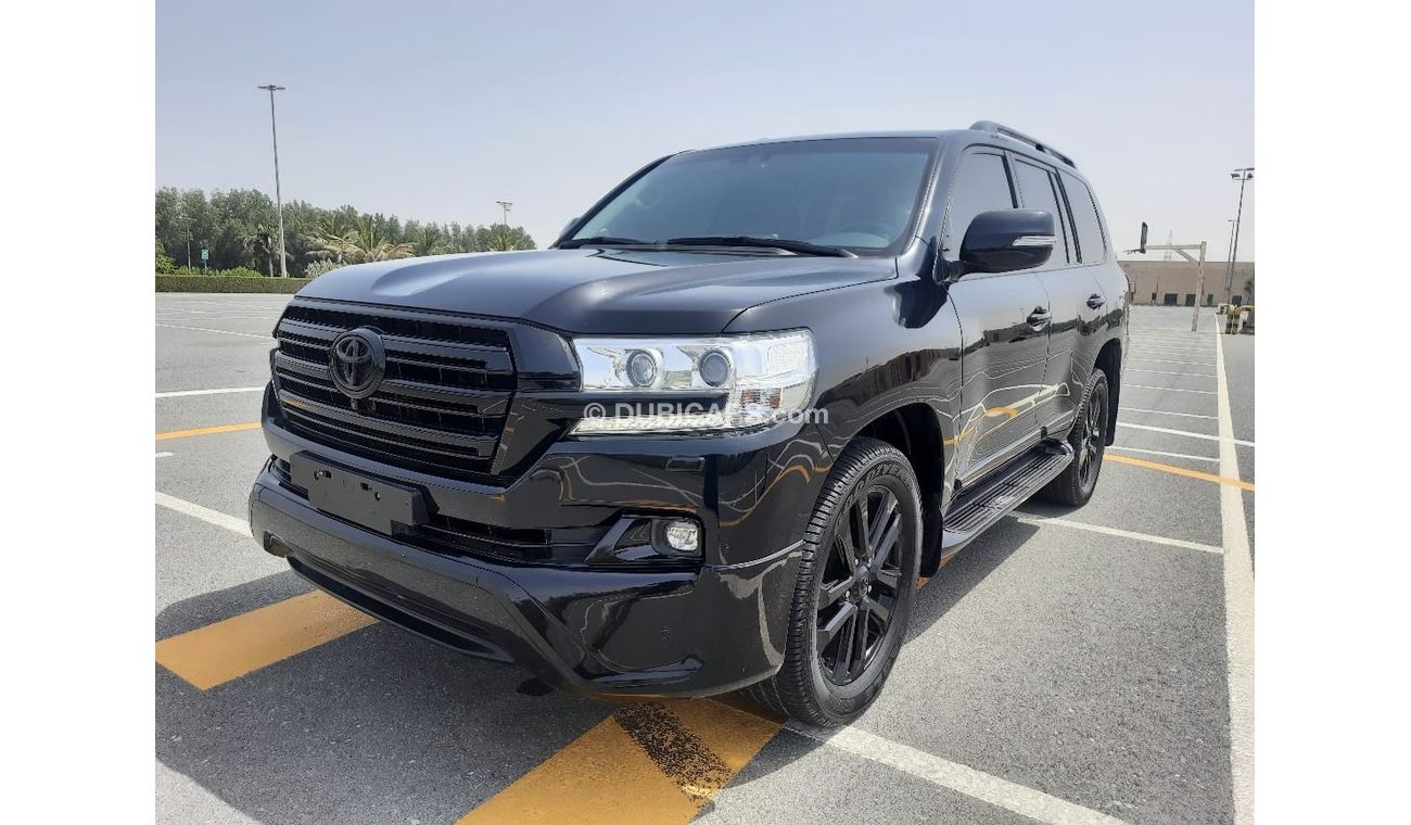 Toyota Land Cruiser VXR Toyota landcruser vxr 2016 V8 f. S. H