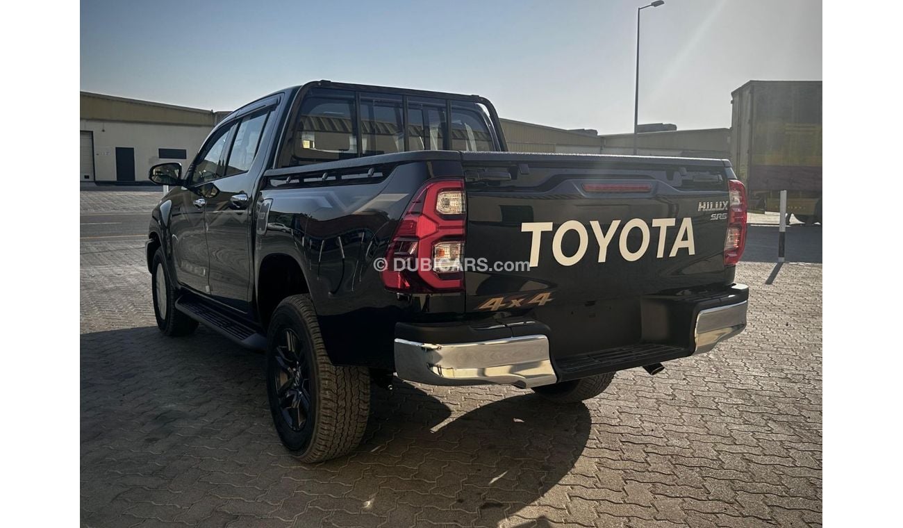 Toyota Hilux 2024 Toyota Hilux 2.7L, SR5, automatic, 4WD, push start