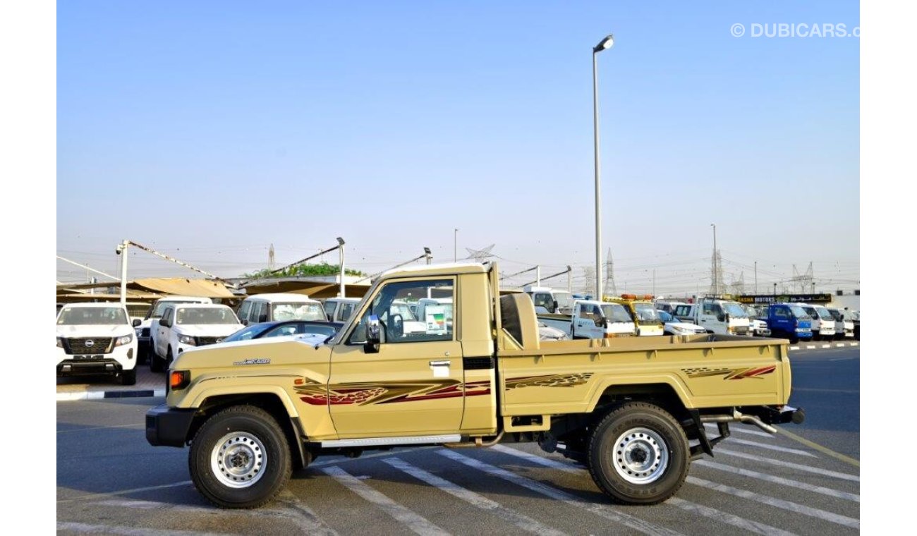 تويوتا لاند كروزر بيك آب 79 Single Cab DX V6 4.0L Petrol Automatic