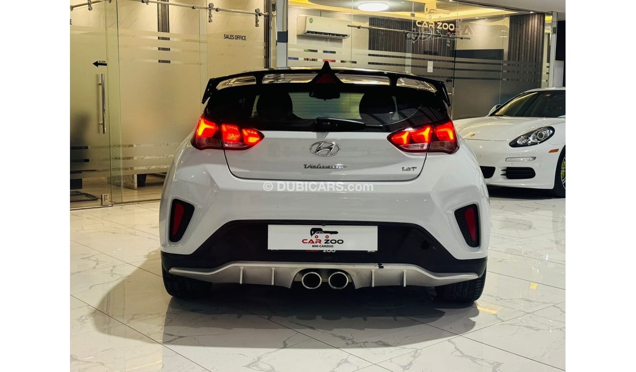 Hyundai Veloster Turbo