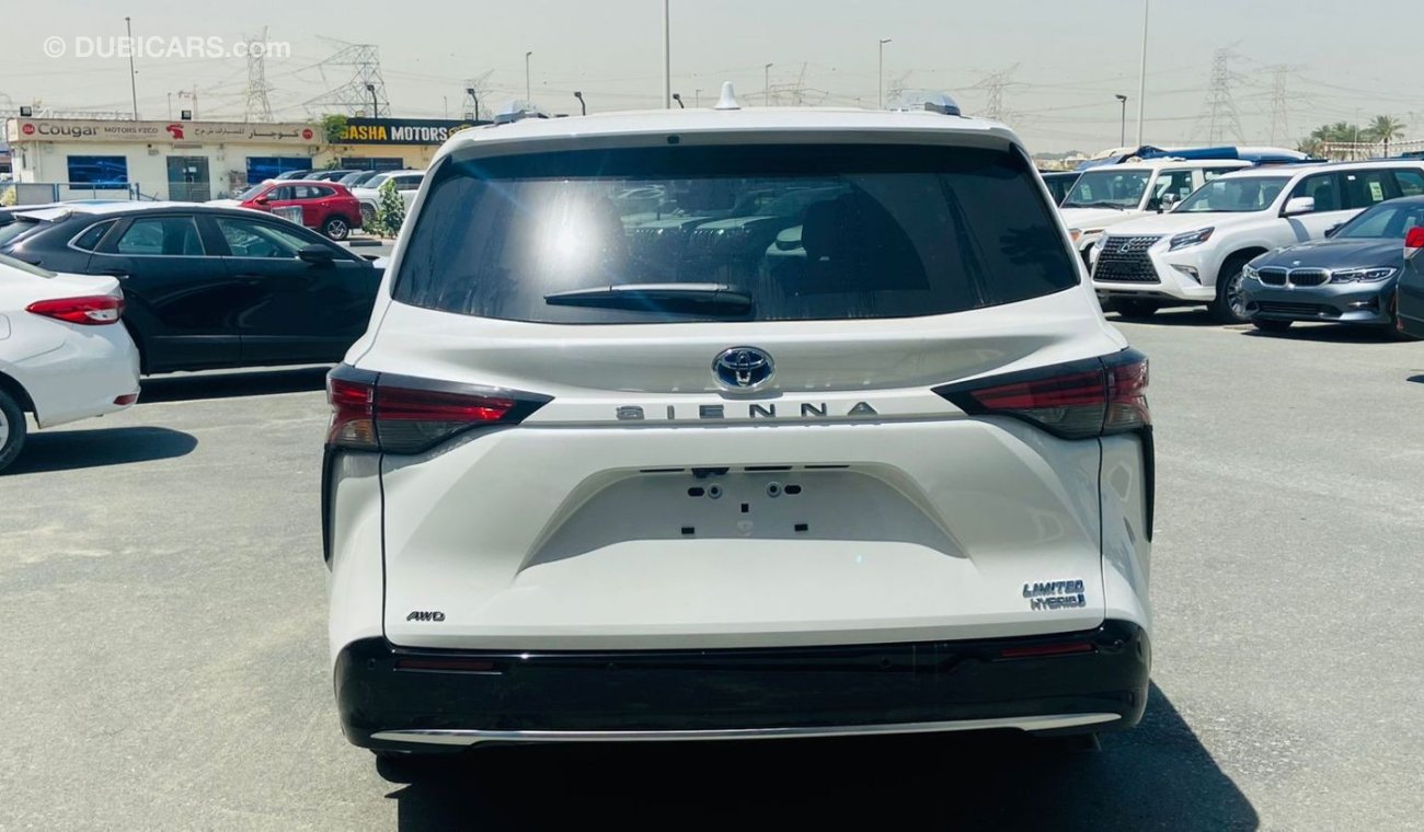 تويوتا سيينا 2024 Toyota Sienna 2.5L Hybrid Limited AWD Full options