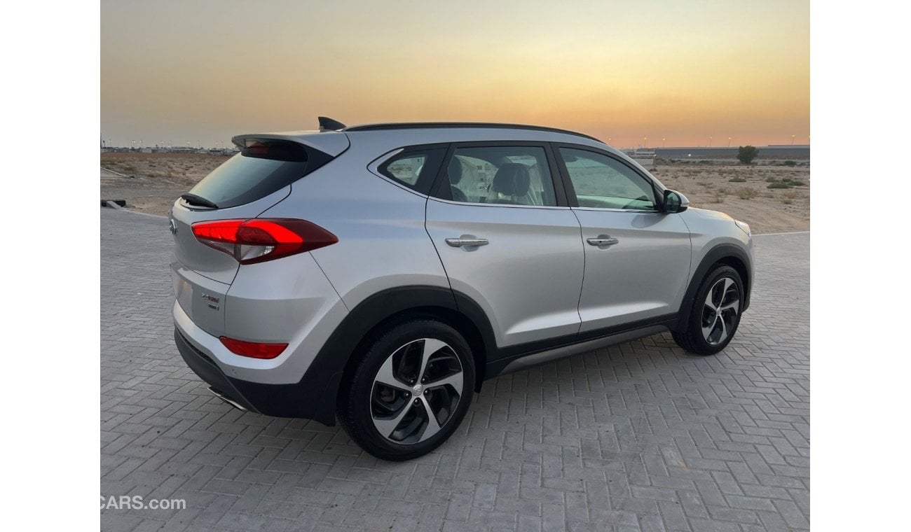 Hyundai Tucson GLS Plus