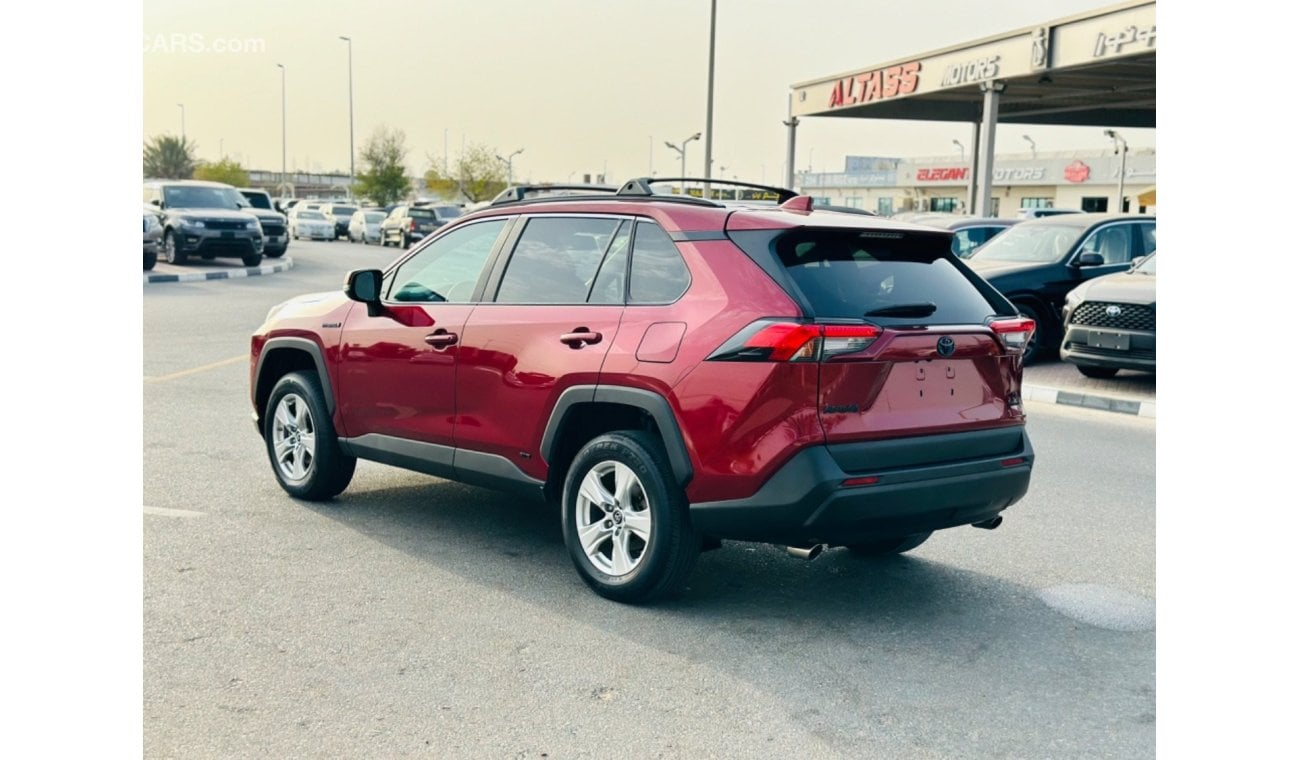 Toyota RAV4 LE TOYOTA RAV4 Hybrid 2019